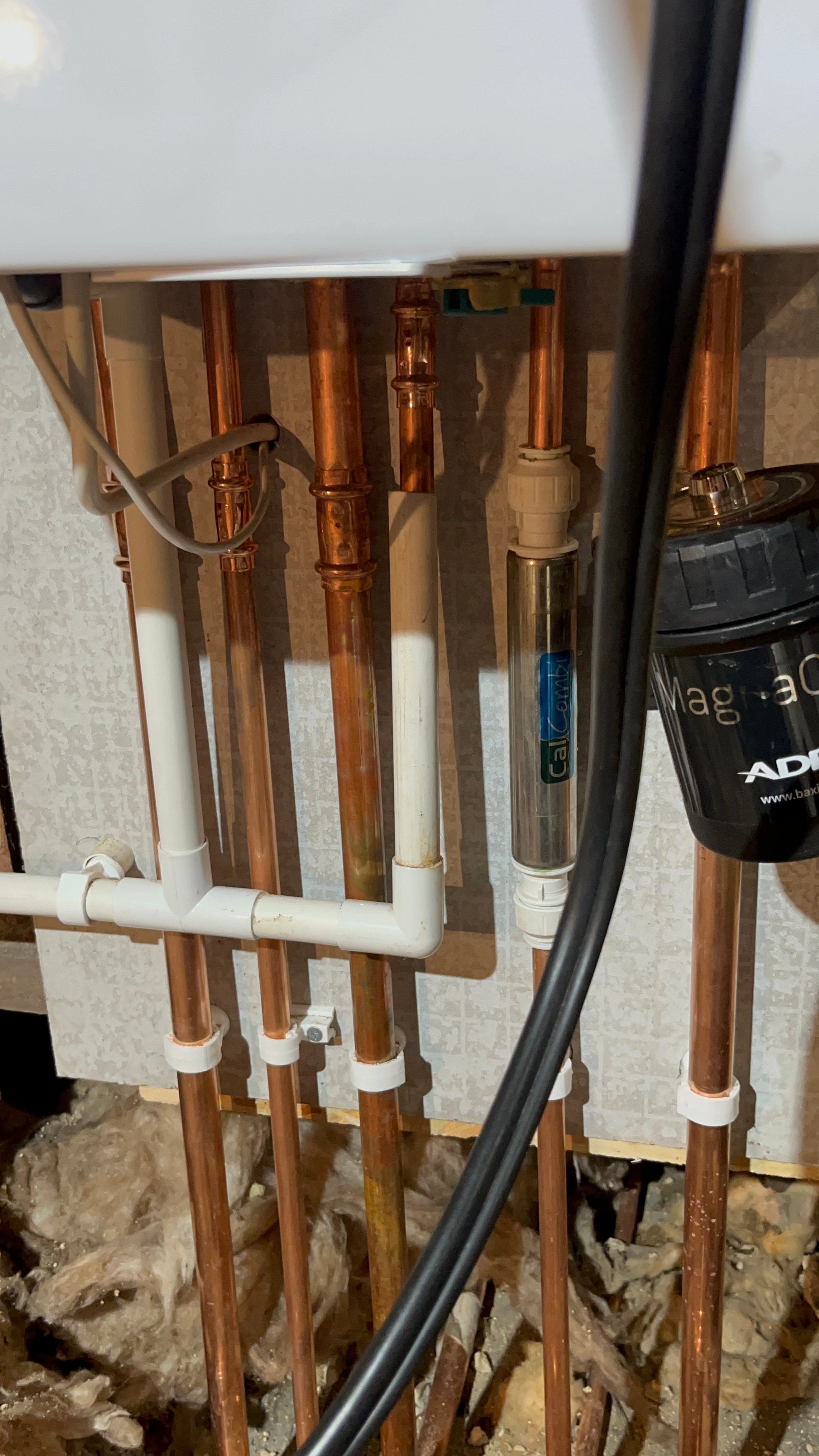 Gas pipework installation